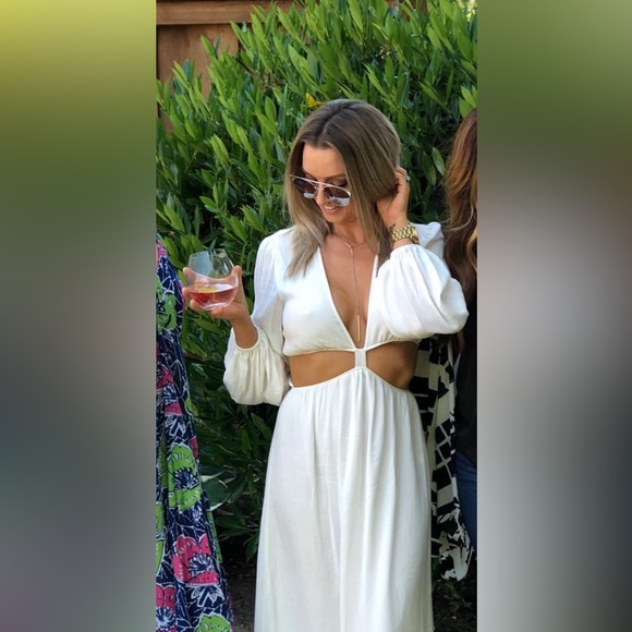 WAYF Cut out maxi dress - Picture 16 of 16